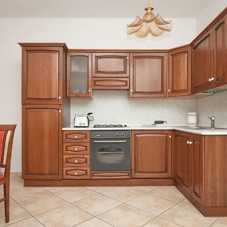 Appartamento Floriana Ντεζεντσάνο ντελ Γκάρντα Εξωτερικό φωτογραφία
